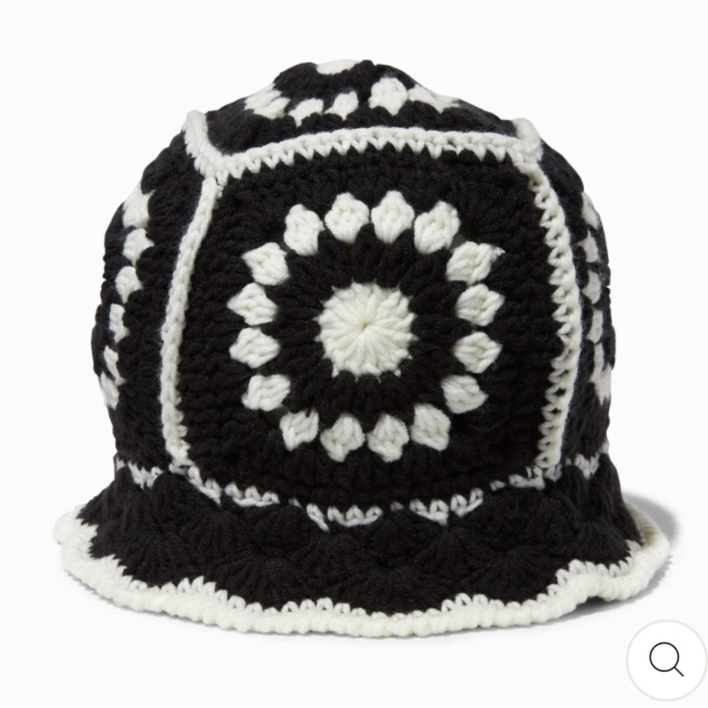Floral Crochet Bucket Hat Claire’s Black and White